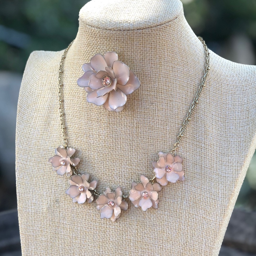 BEAUTIFUL🌸 Enamel Flower Jewelry Set 🌸